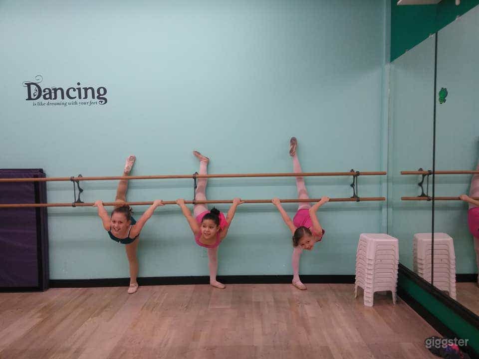 Dazzling Dance Studio 2 with Floating Wood Floors, Barres &amp; Mirrors Photo 3