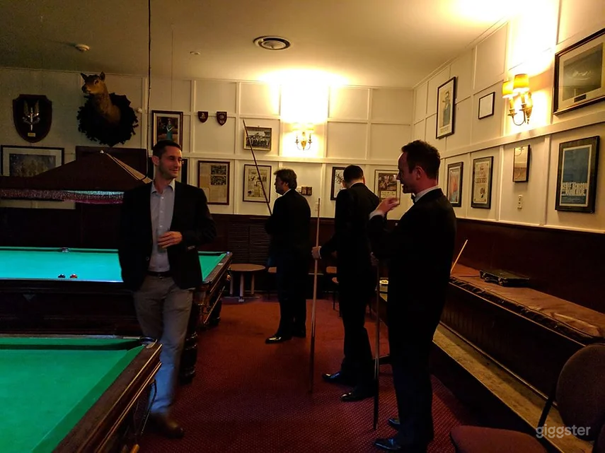 Billiards Room Photo 4