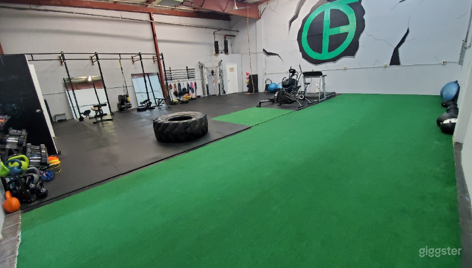 Spacious Strengthening Studio  Photo 1