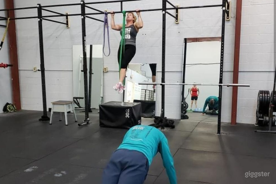 Spacious Strengthening Studio  Photo 4