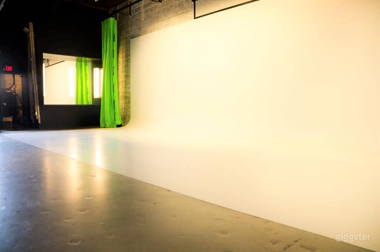  Modern Railtown Photo Video Studio 