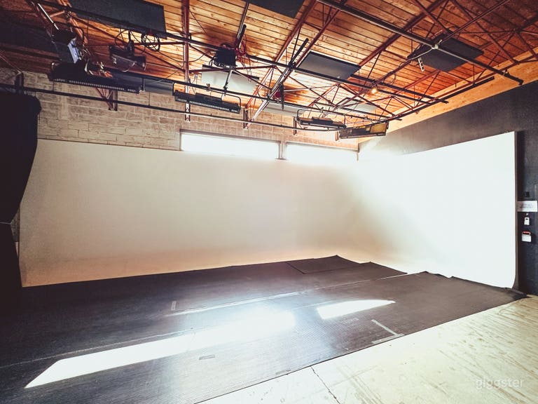  Modern Railtown Photo Video Studio 