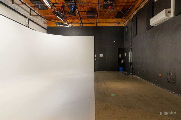  Modern Railtown Photo Video Studio 