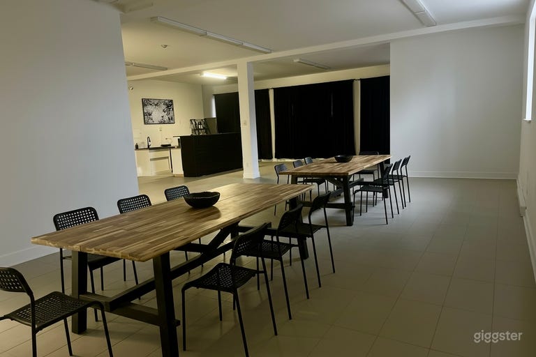  Modern Central Montreal Event Space with Full Bar 