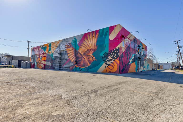  A bold and inclusive creative warehouse in the heart of Austin 