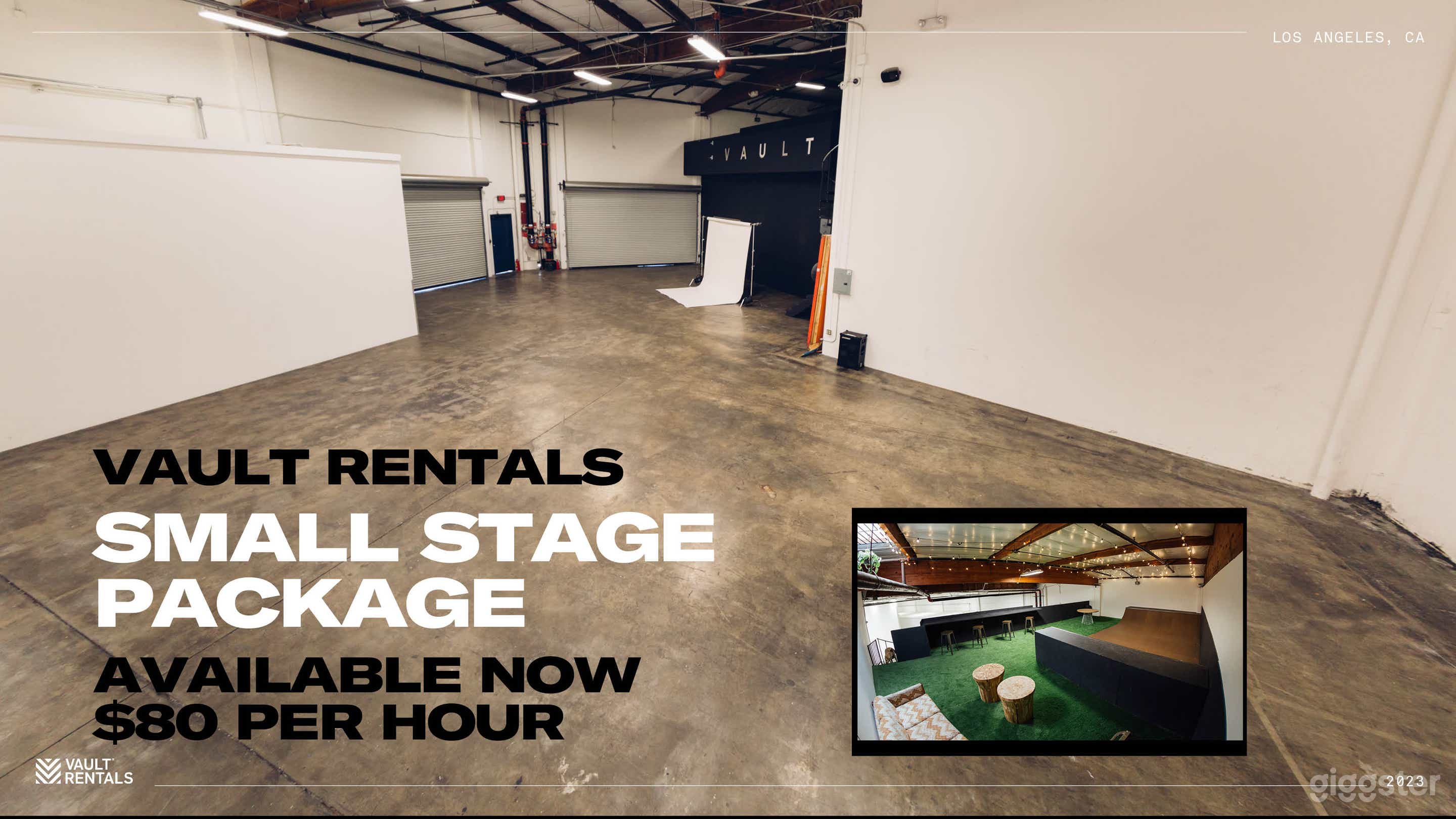 Photo Studio | Small Stage  Photo 1