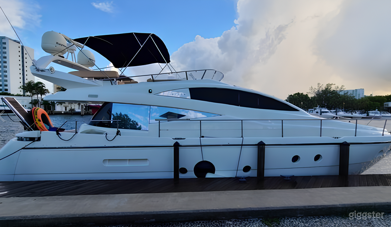 Aicon 62” Yacht Photo 1