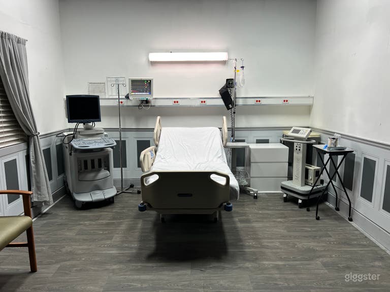  Hospital Room set in Atlanta 