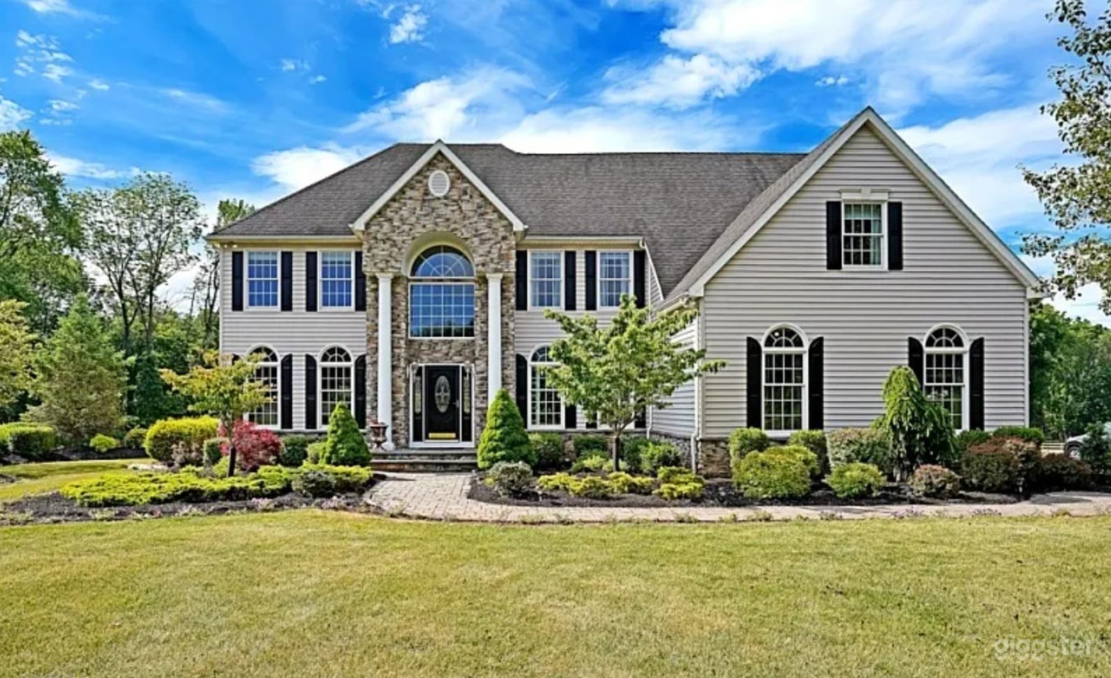 Countryside living Photo 1