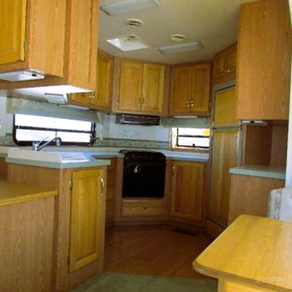 Our 1999 Kountry Star Trailer Photo 4