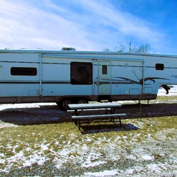 Our 1999 Kountry Star Trailer Photo 3