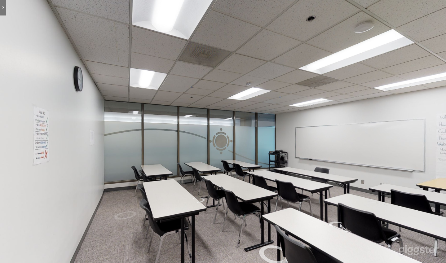 Spacious and Well-Equipped Classroom in Portland Photo 1
