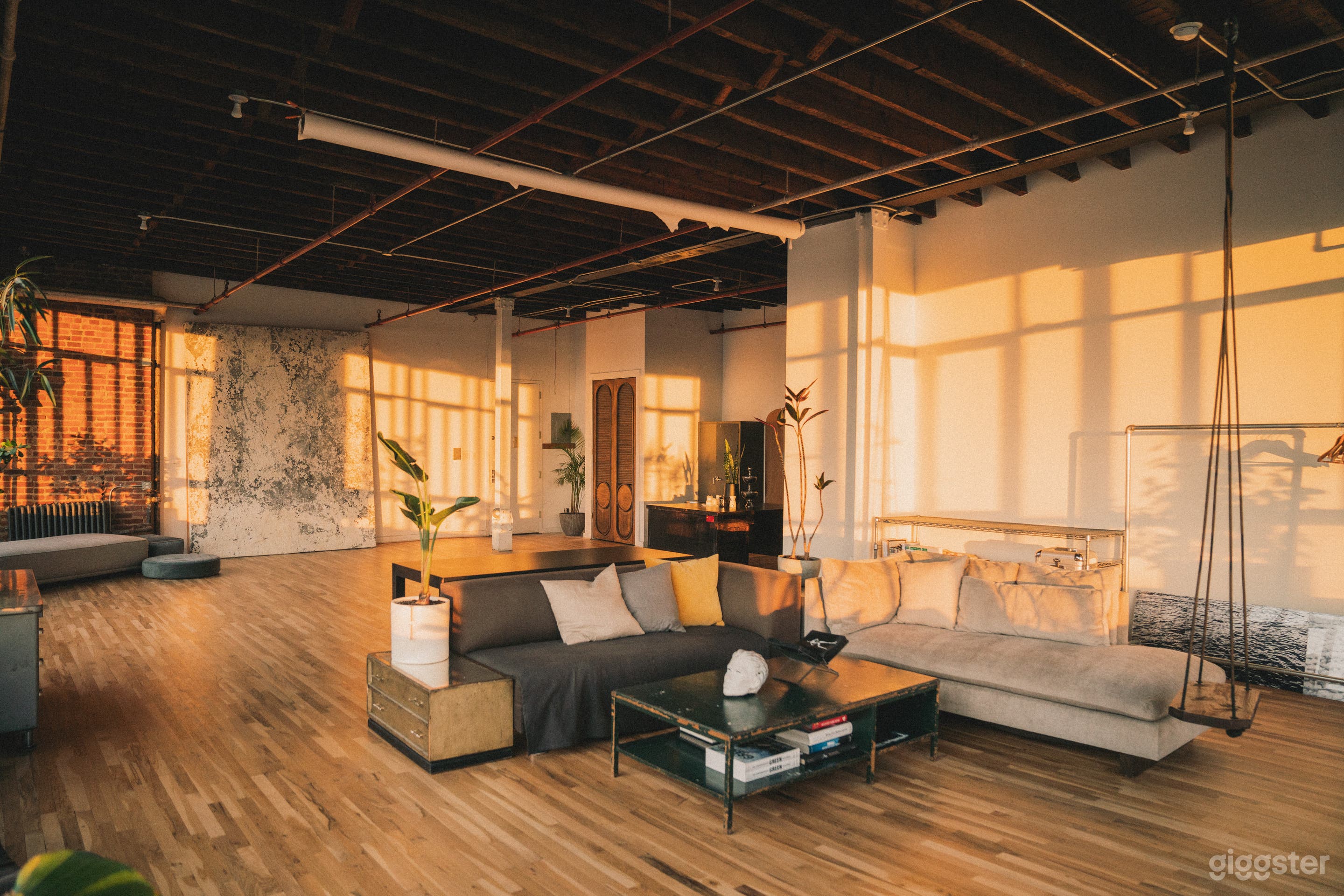 Industrial Artist's Loft with Skyline View Photo 1