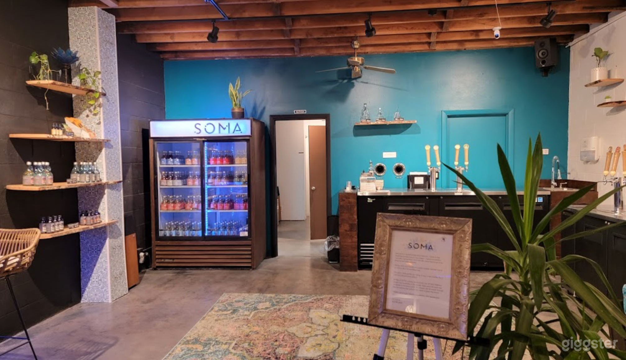 Welcoming Taproom in Vancouver  Photo 4