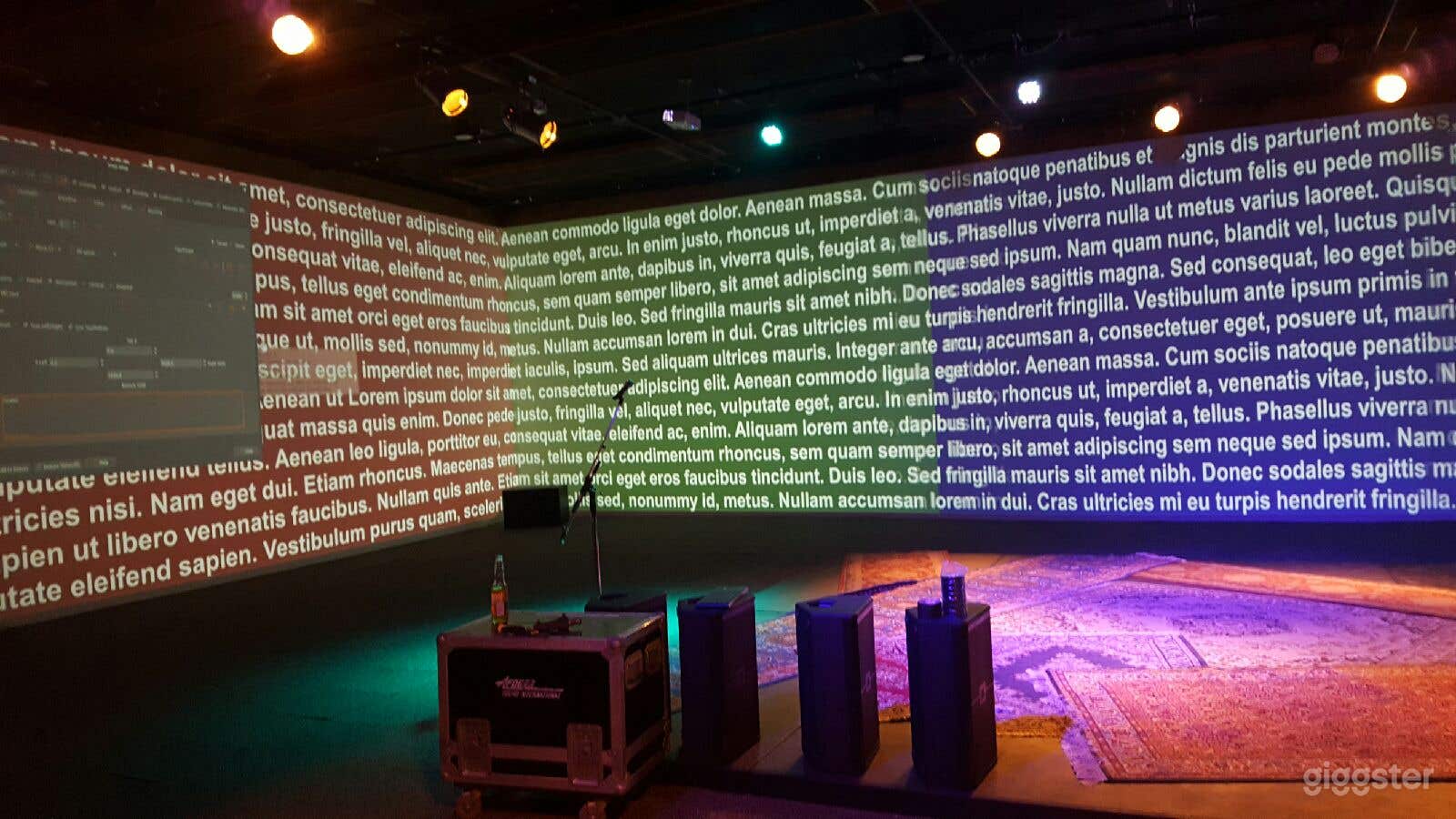 Spacious Immersive Media Facility Photo 2