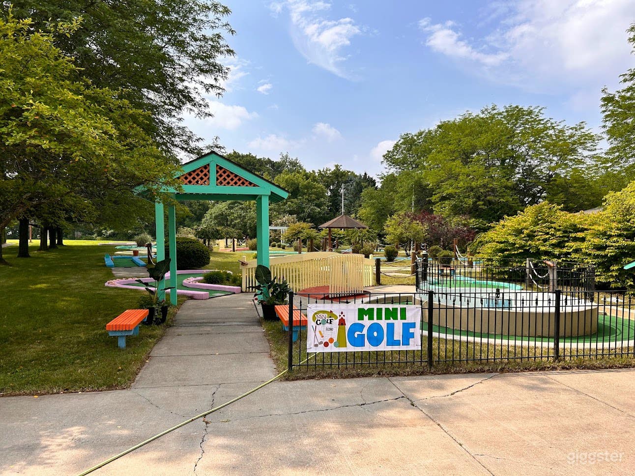 Outdoor Mini Golf, Golf Range and Go Carts track Photo 1