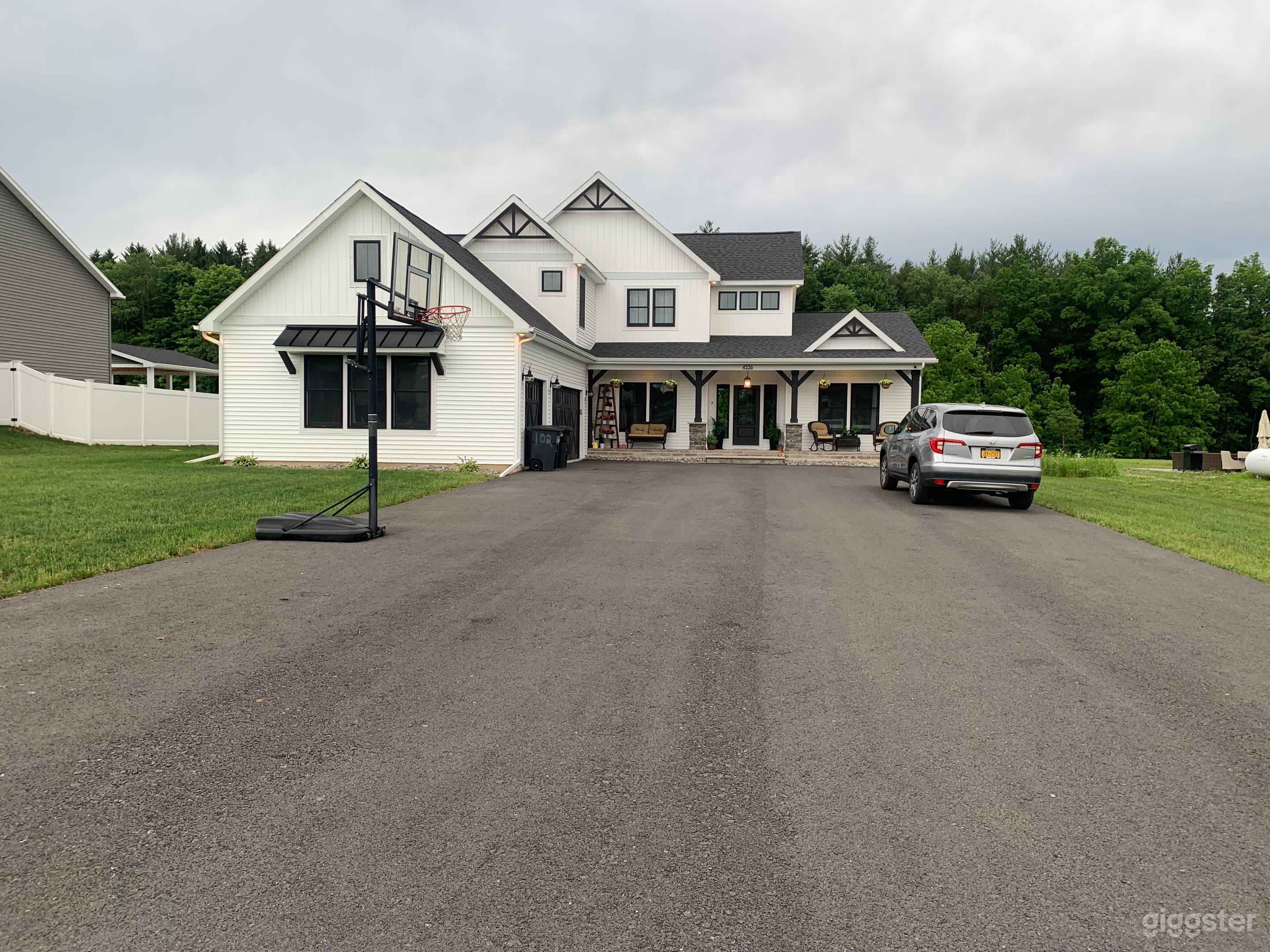 Modern Farmhouse in upstate NY Photo 1