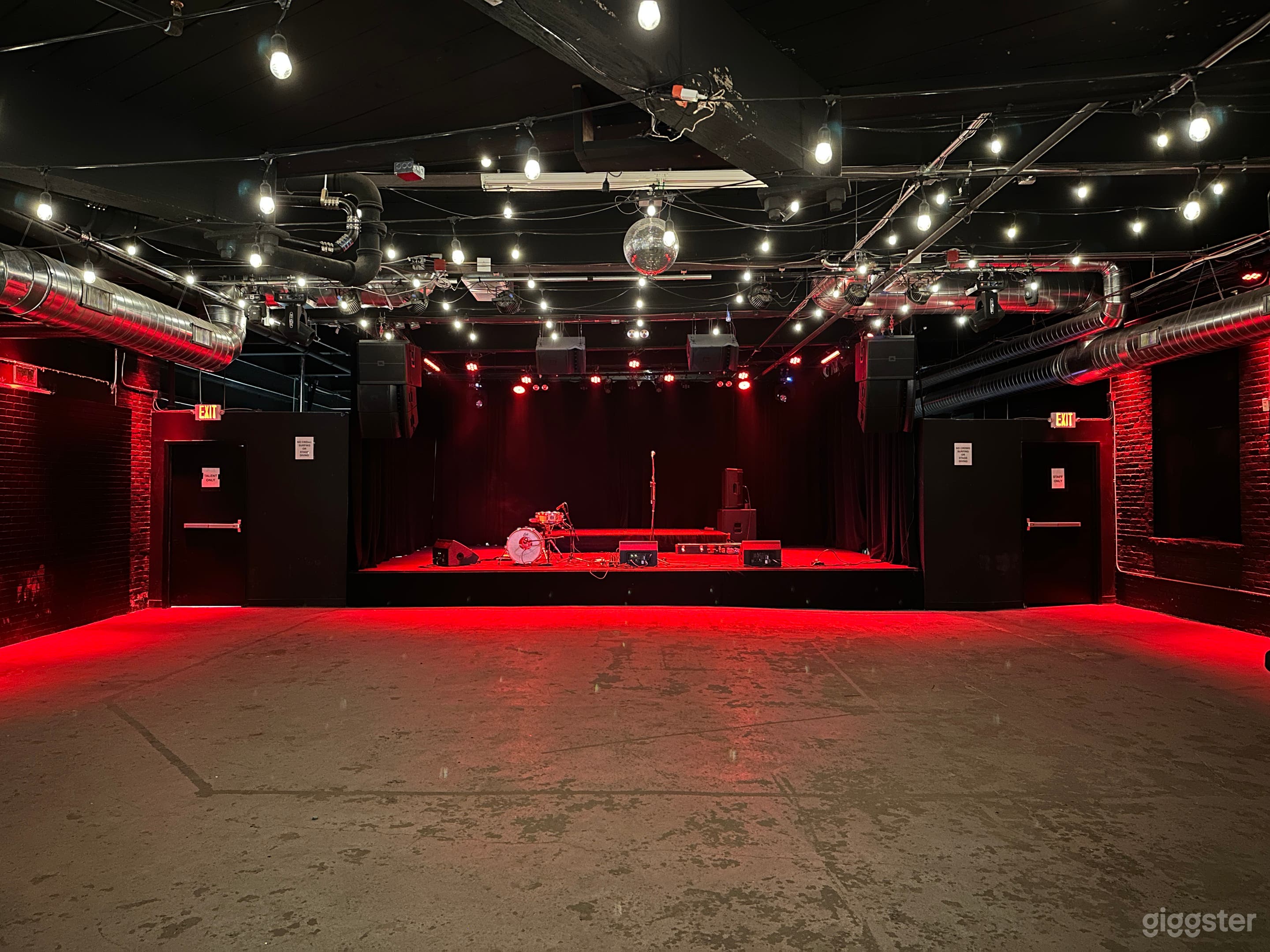 Music Venue with industrial charm Photo 1