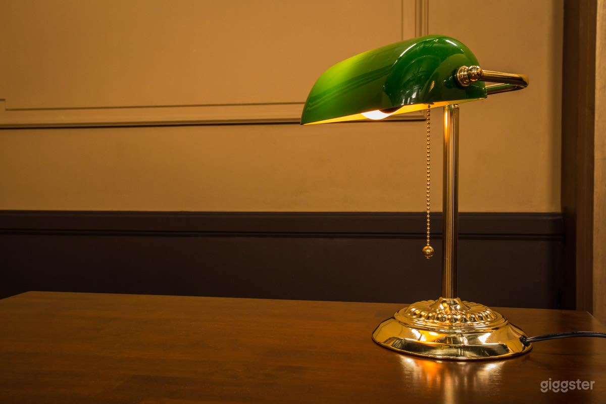 Spacious COURTROOM Standing Set | FilmStudioLA Photo 4