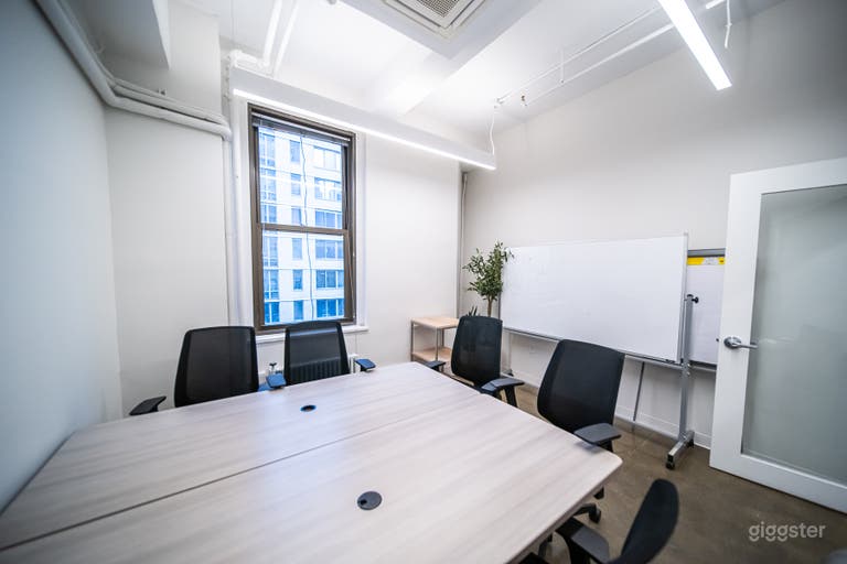  Petite salle de réunion - Studio 1403 A 
