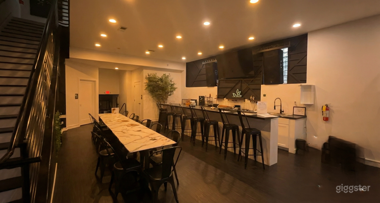  Charming Gallery — Where Ideas, Community & Wellness Meet 