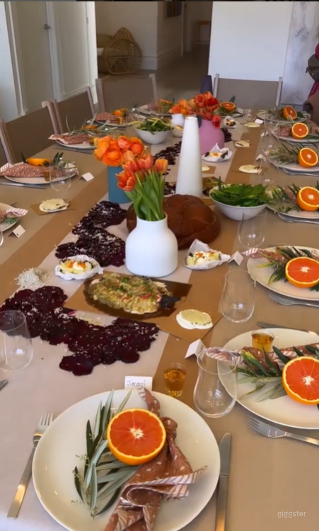 Private Dining Room at Impressive Restaurant  Photo 4