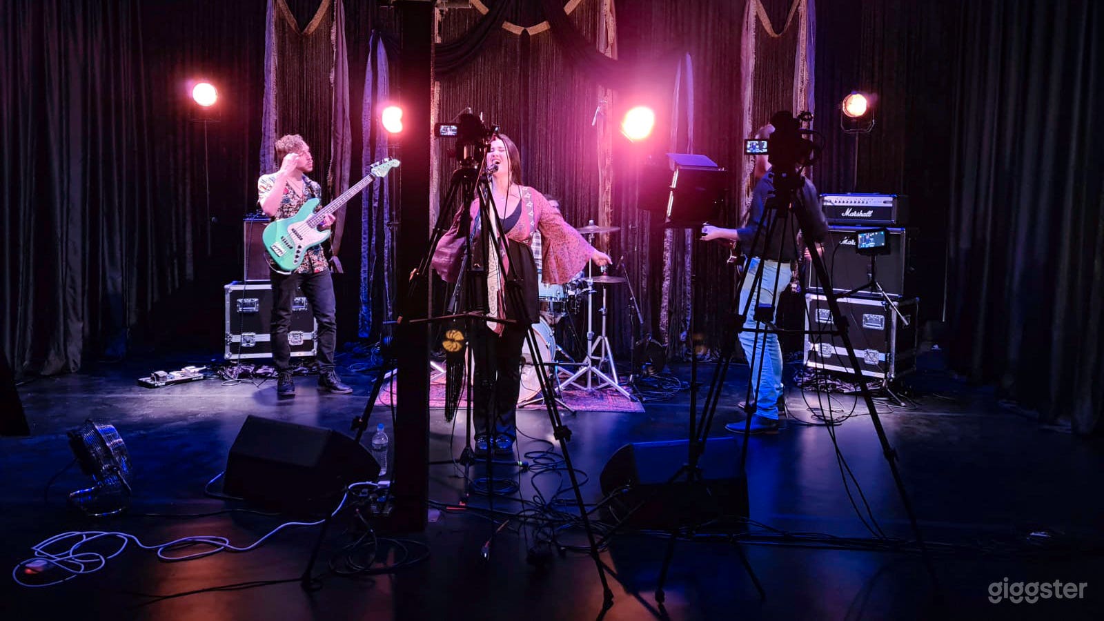 Studio on North Wales Border - Multiple Spaces  Photo 1