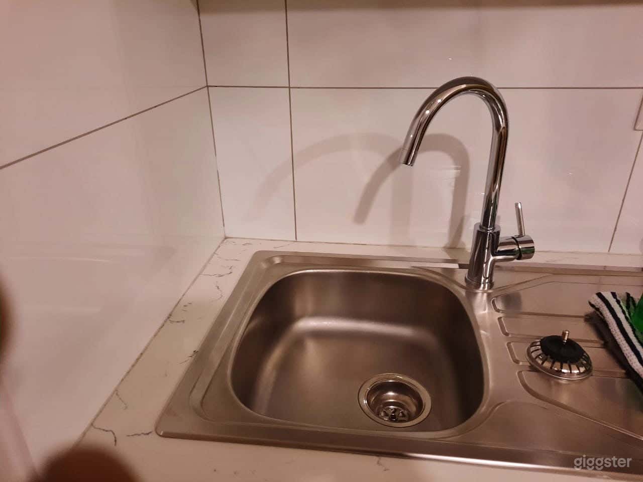 The Revenant. Ideal for shooting documentaries with a "hippy" feel and touch Photo 3