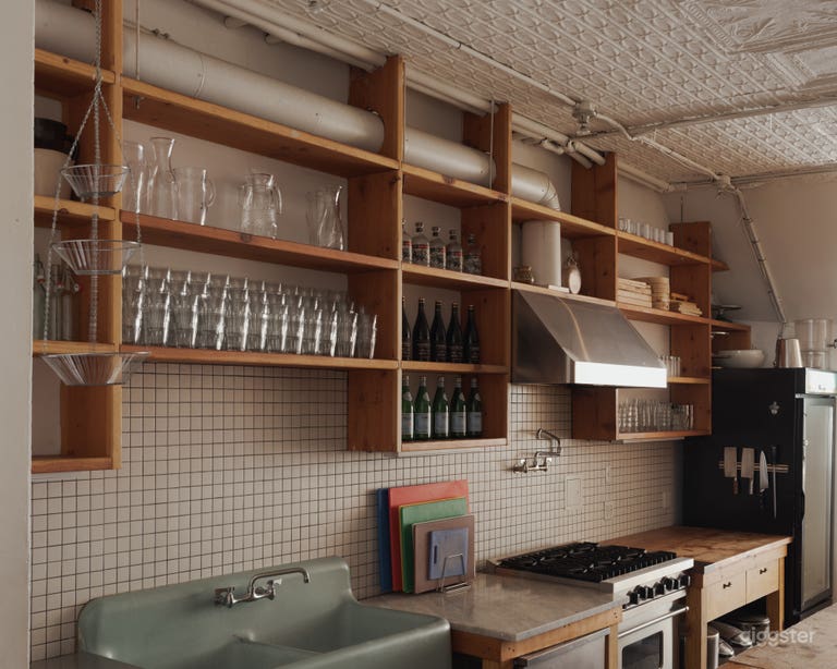  LEE'S - Private Dining Room 