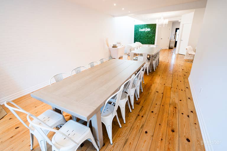  Our pair of stunning farmhouse tables can each accommodate 12 guests, beautifully paired with our distressed-white chairs. Together, they can comfortably seat 24 individuals when placed separately or 20 guests when joined together. 