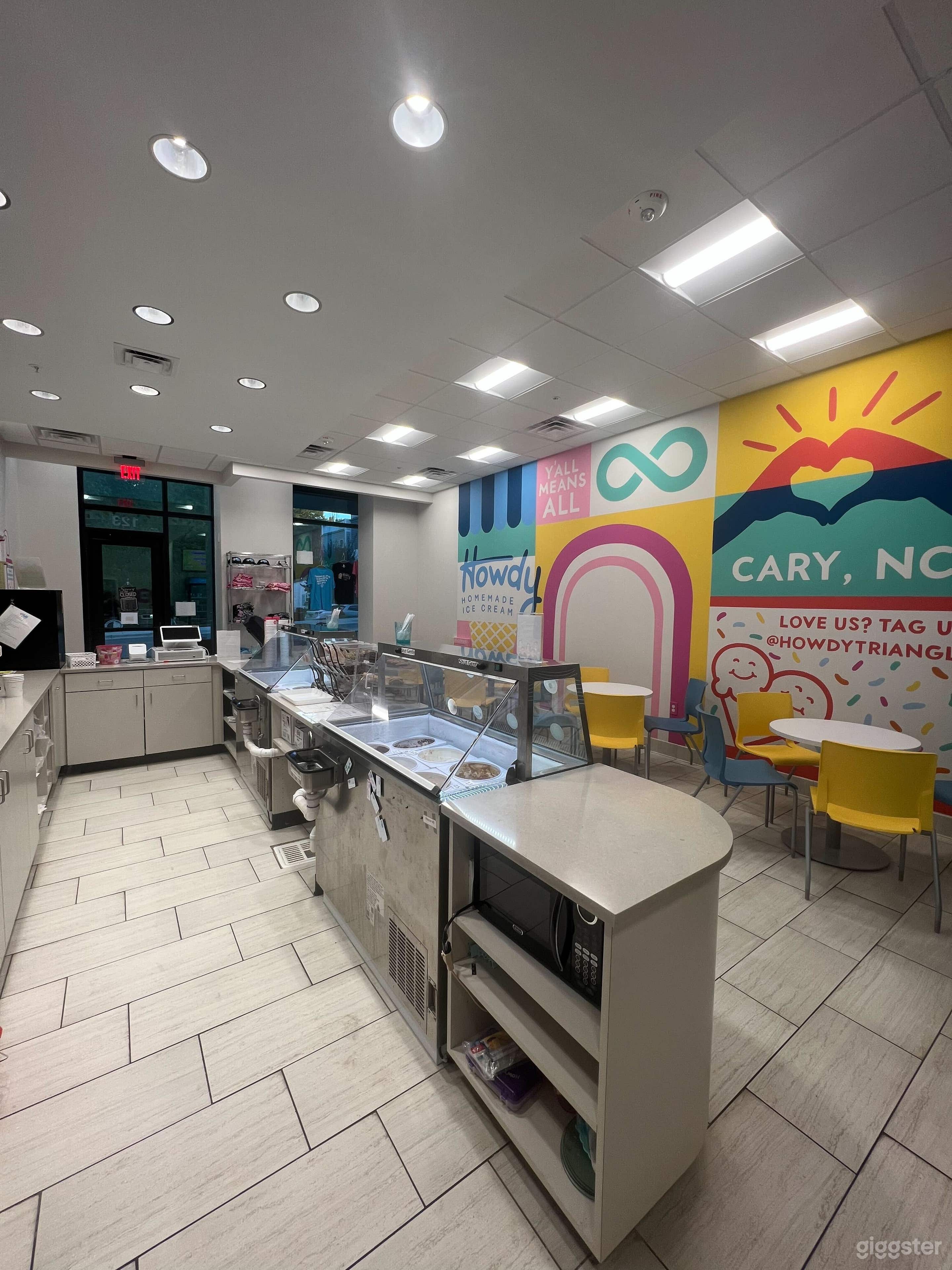 Bright Ice Cream Shop  Photo 4