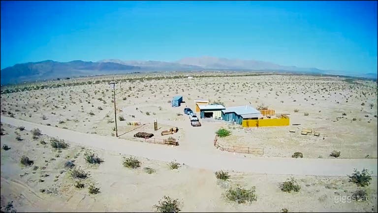  15-acre Desert Hideaway with Zen Vibes 