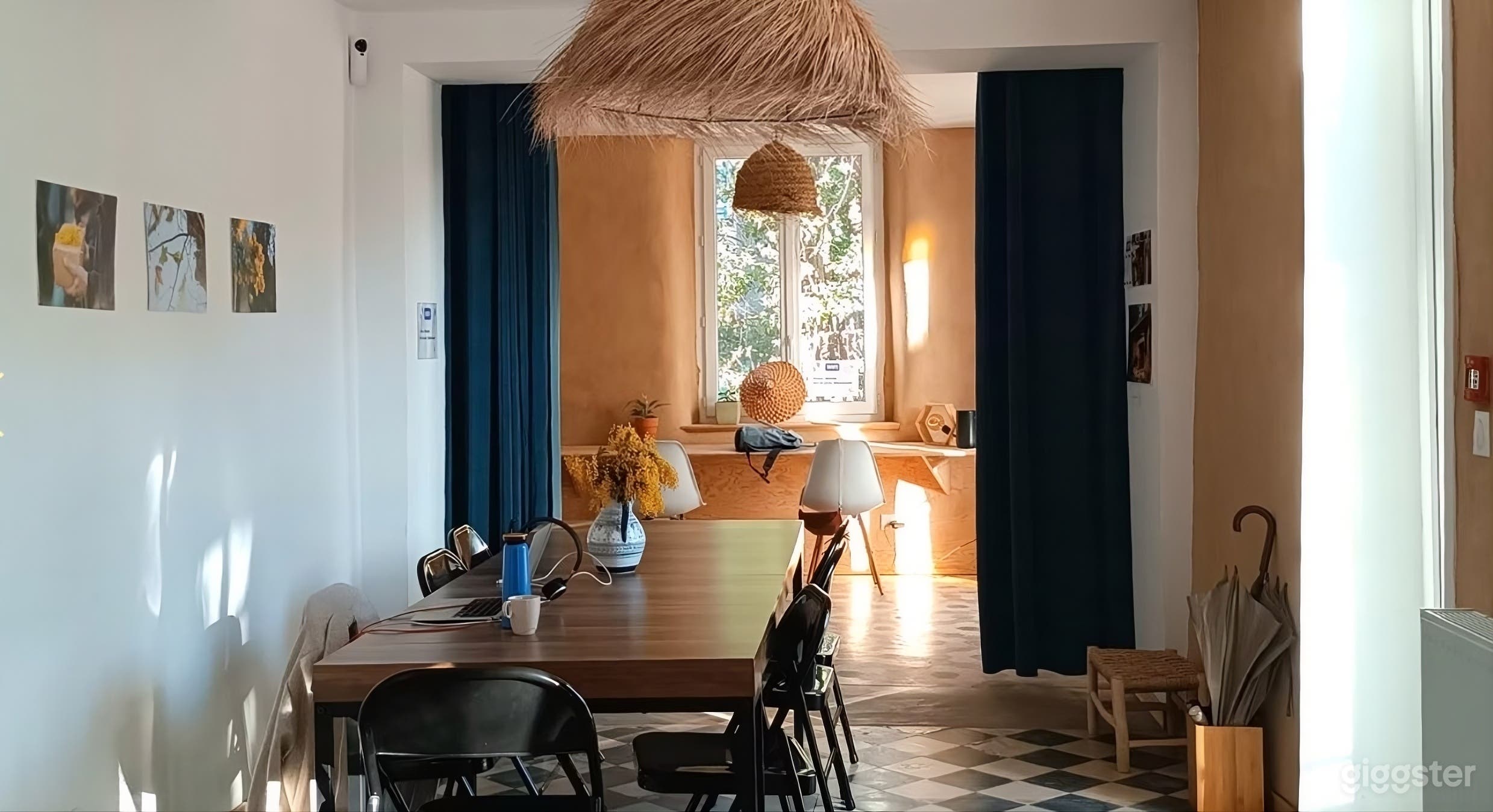 Photo de Privatisation d'un lieu avec salles de réunion et jardins 3