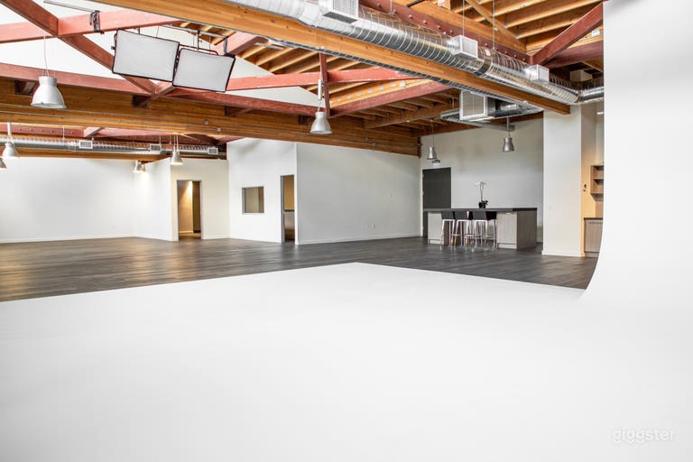  View from cycling to rest of studio space 