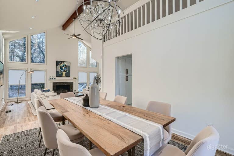  Stairway to Heaven | Spacious & Secluded Home 