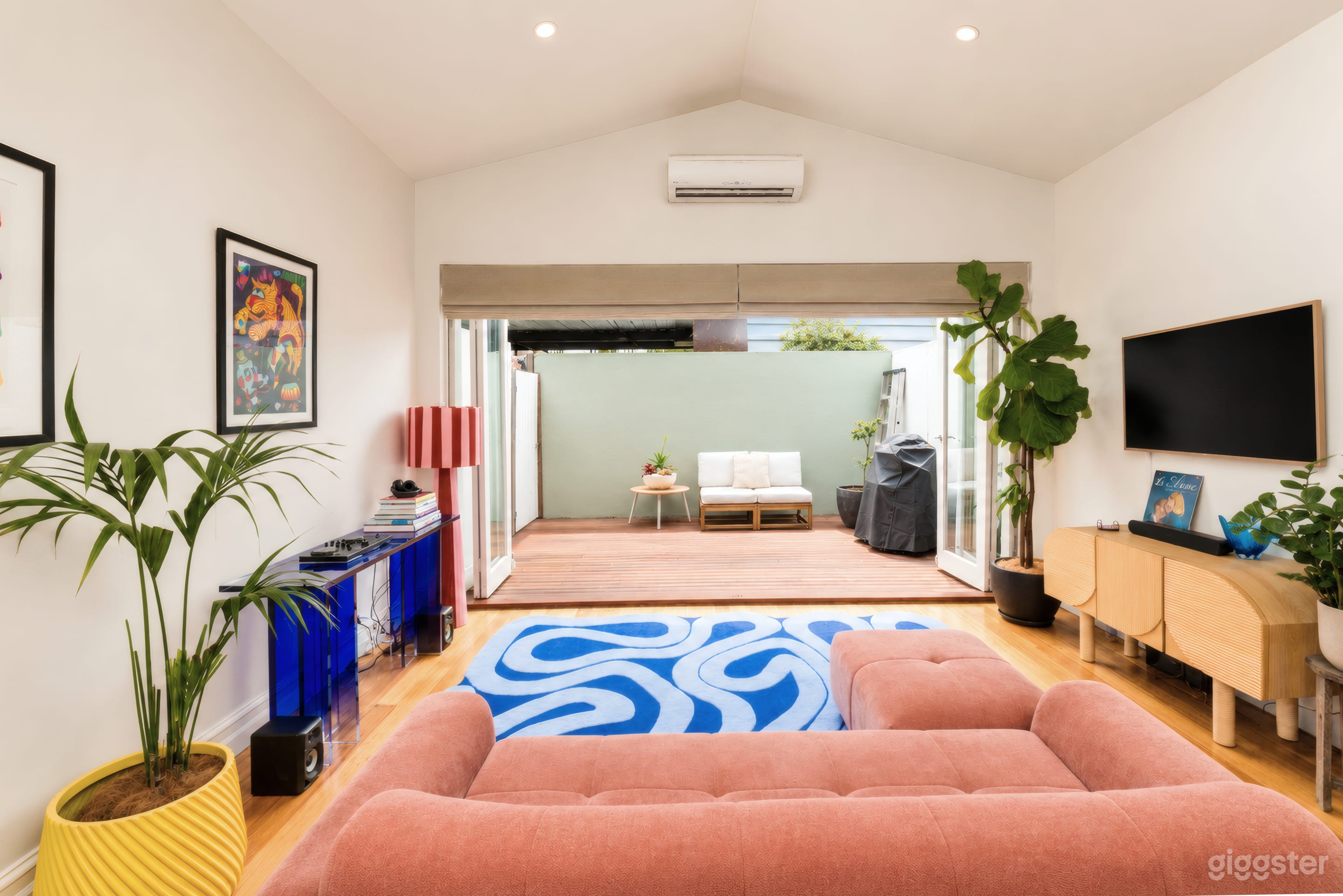 Charming Victorian Terrace Photo 1