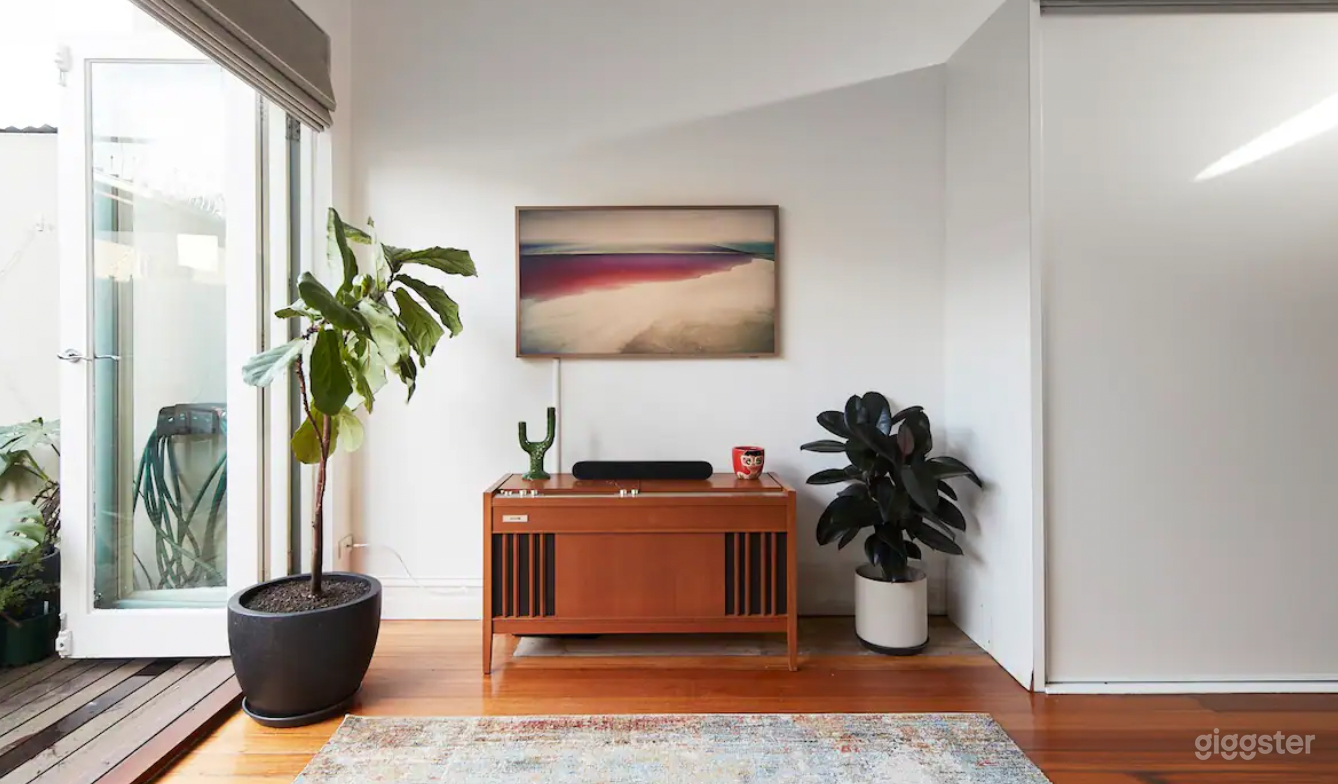 Heritage Retro home with Classic Victorian Vibes  Photo 4