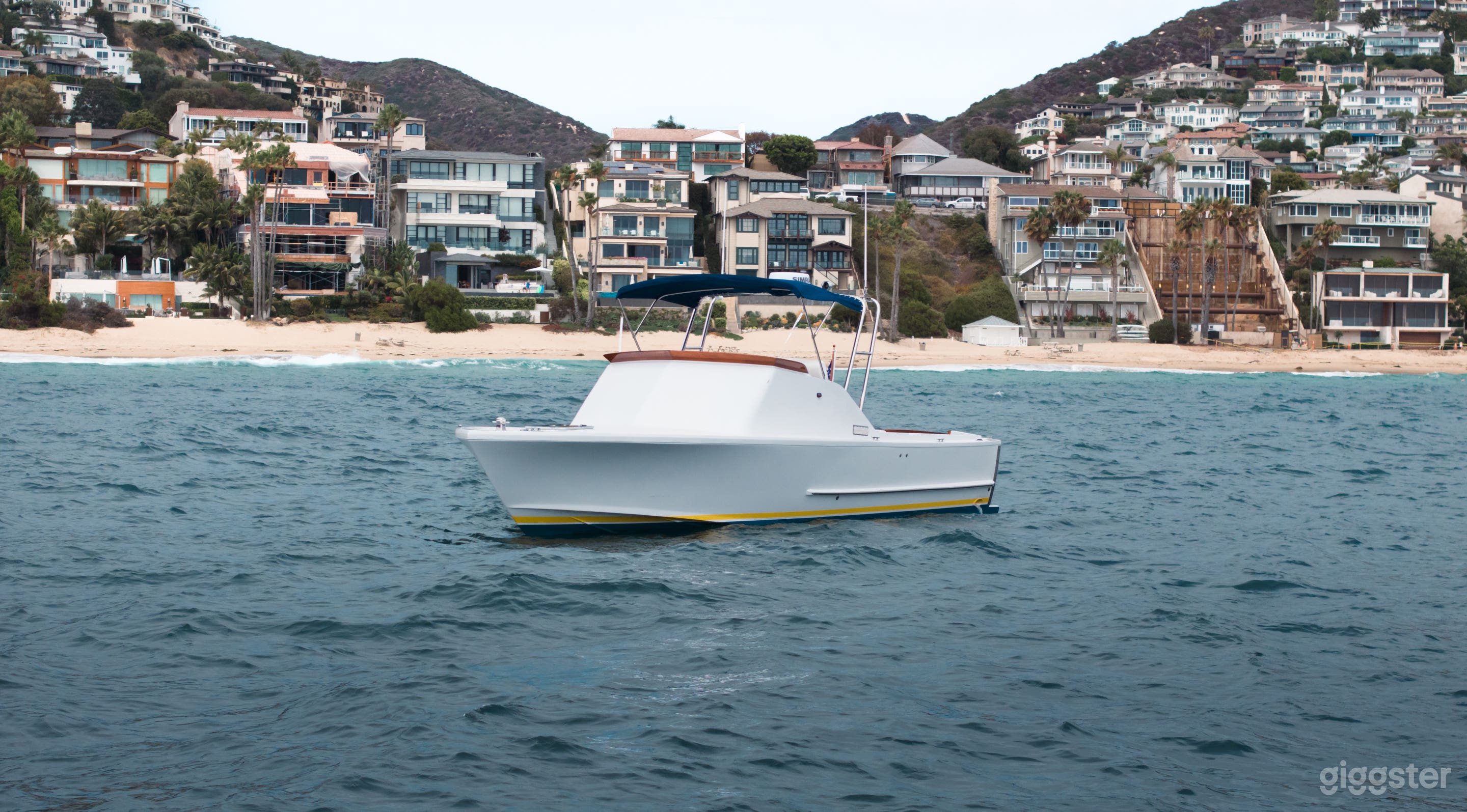 Lifeguard/Rescue Boat Photo 1