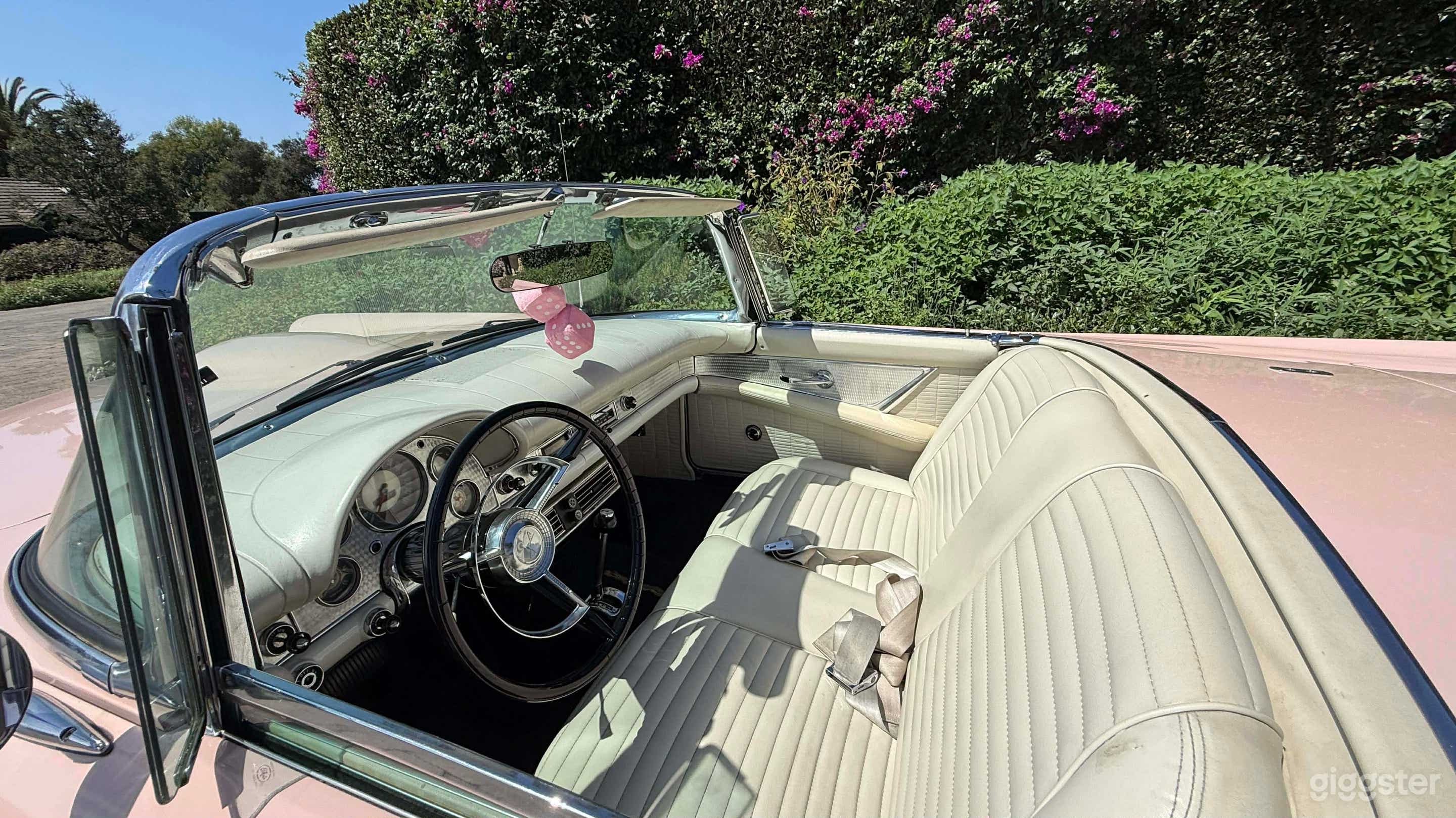 #76,190 Classic 1958 Ford Thunderbird Photo 4