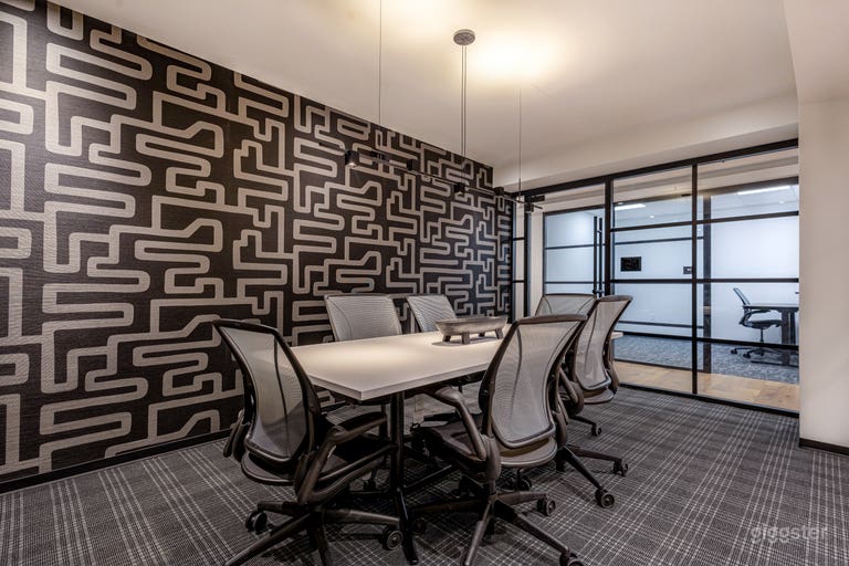  Meridian Meeting Room 