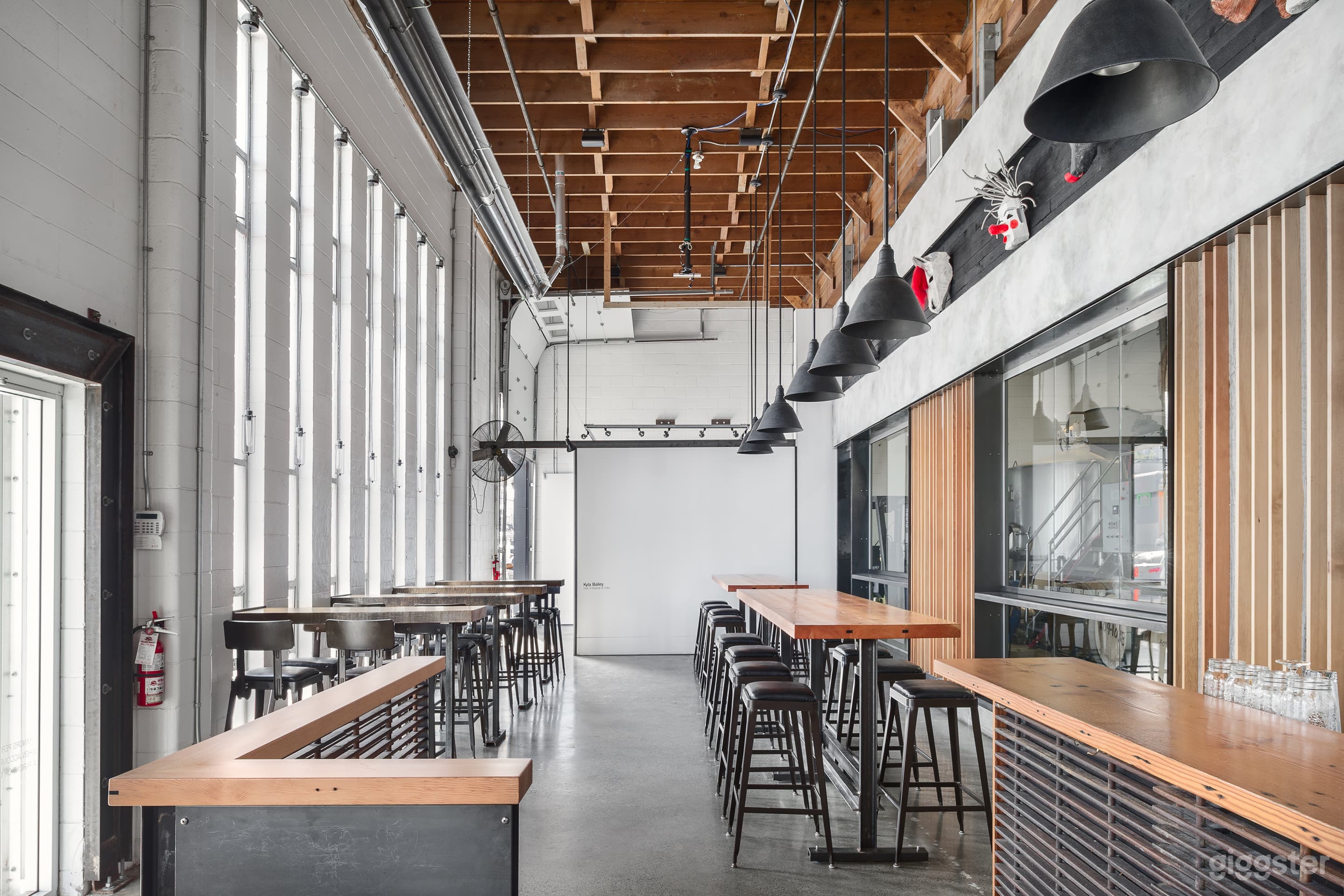 Craft Brewery, Tasting Room, Patio &amp; Private Room  Photo 3