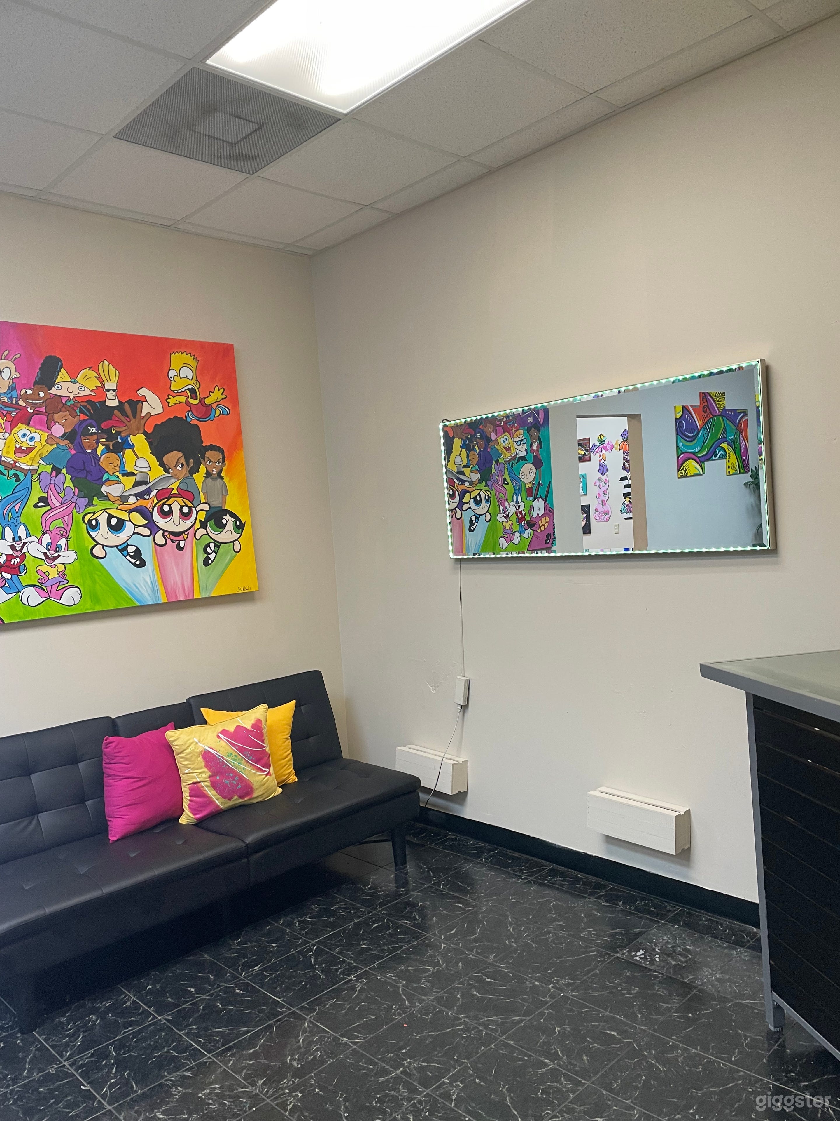 Vibrant Art Studio Photo 2