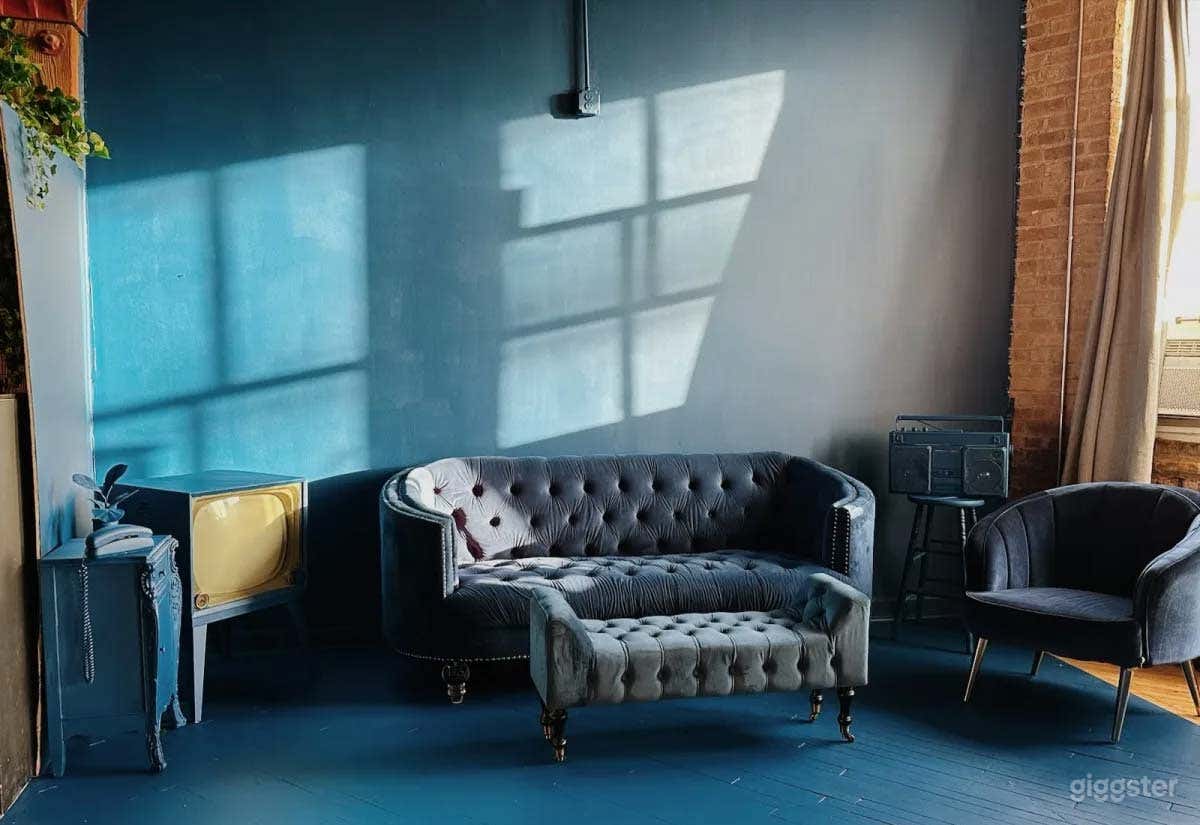 South Loop:Commercial | Lifestyle | Boudoir Studio Photo 2