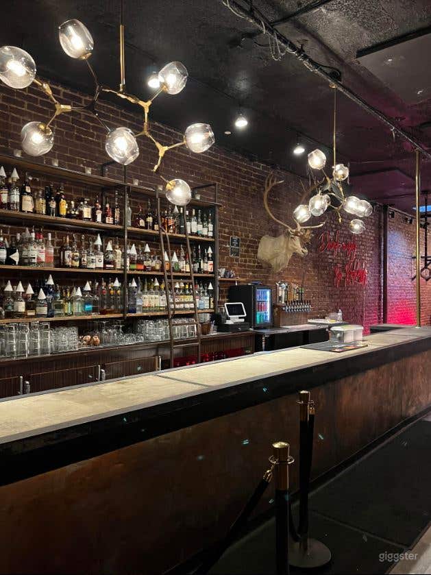 Full Bar Event + Entertainment Space in Portland Photo 4