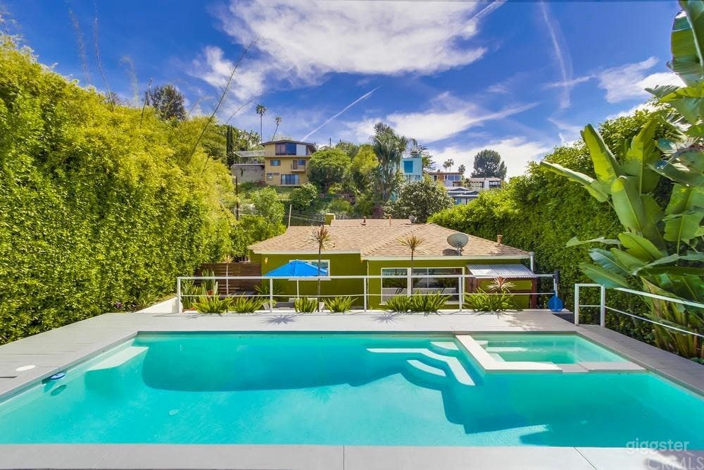 Tropical Getaway - Silverlake Pool  Photo 4