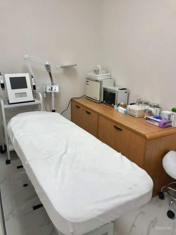 Skin Care Clinic in North Vancouver Photo 3