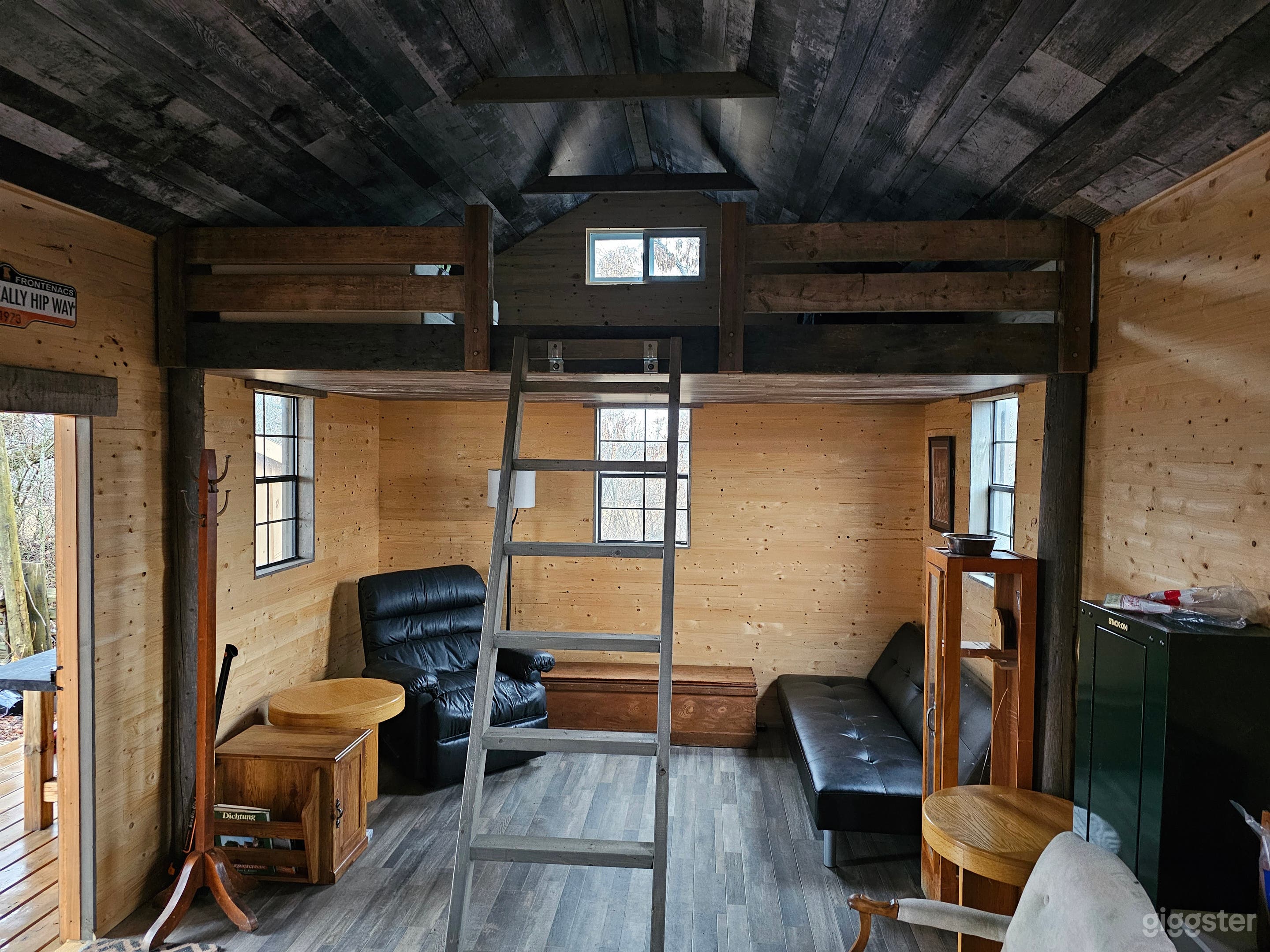 Barn Boyz Bunkie Photo 3