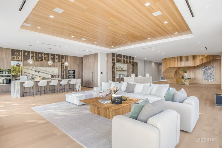  SOMERA MASTERPIECE: THE PINNACLE OF MODERN LUXURY 