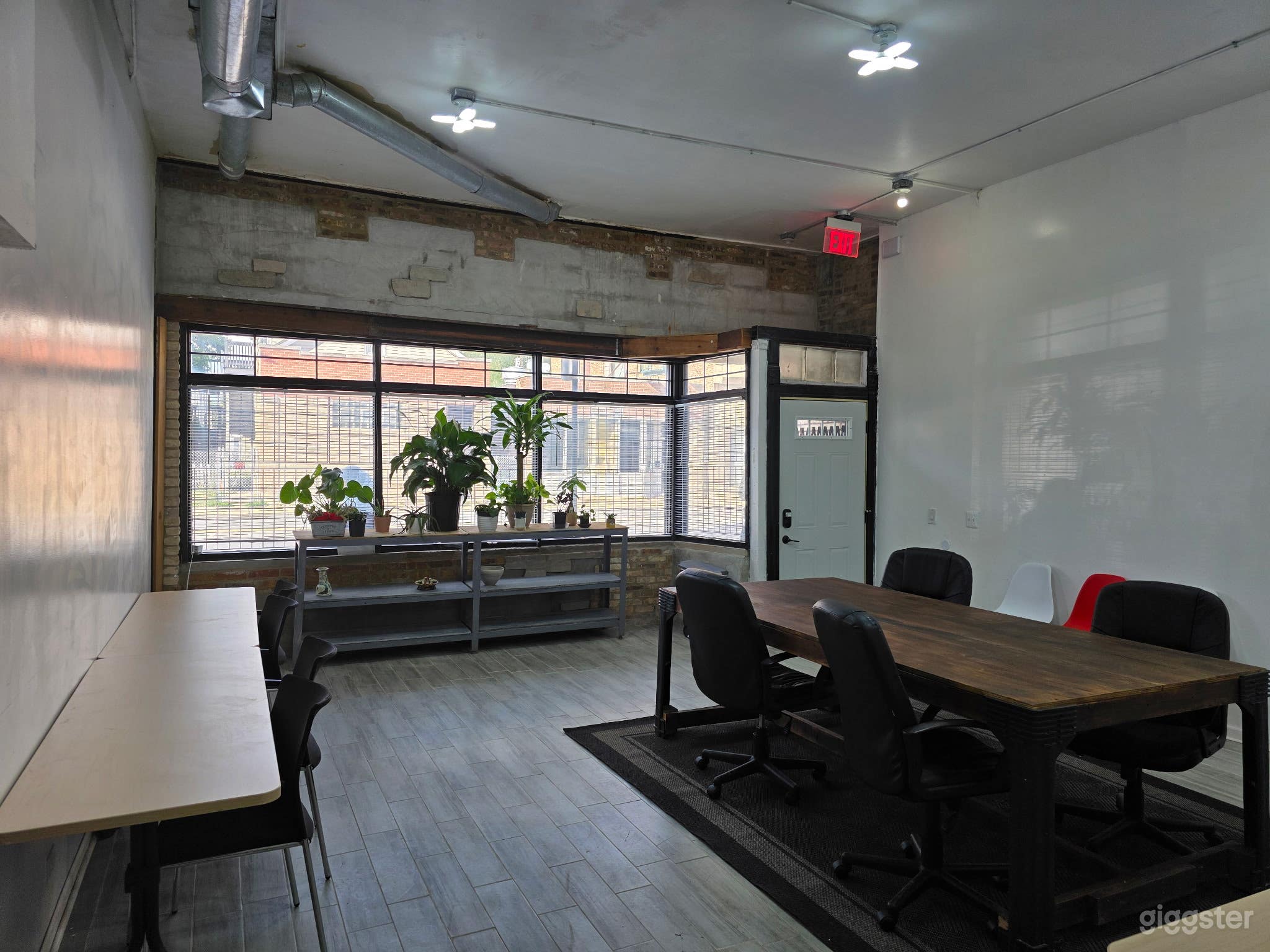 Flexible Venue with Industrial Backdrop Photo 1