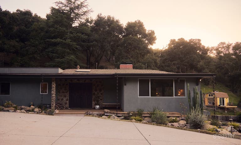  Mid Century Ranch in Malibu Canyon 